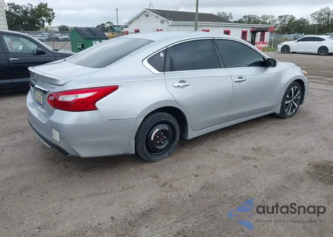 2016 Nissan Altima 2.5 Sr из США, поврежденный, VIN 1N4AL3AP2GC184204